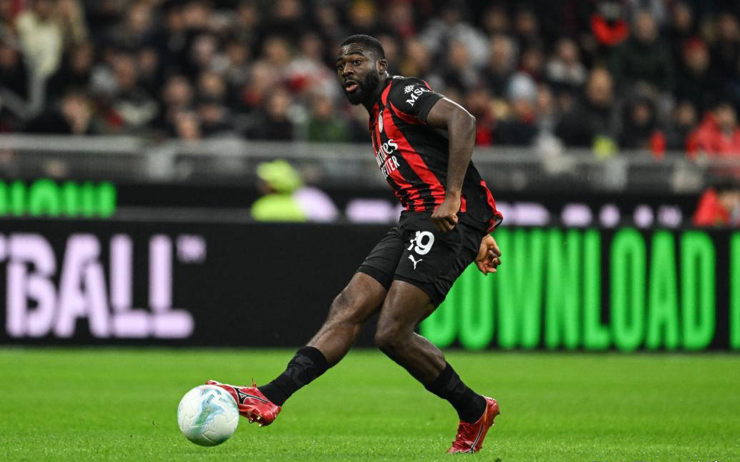 意甲快报：米兰新前锋开局受伤，国米主力缺阵欧冠战阿森纳